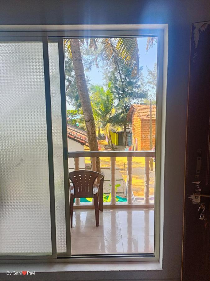 Golden Wings Cafe Hotel Gokarna  Exterior foto